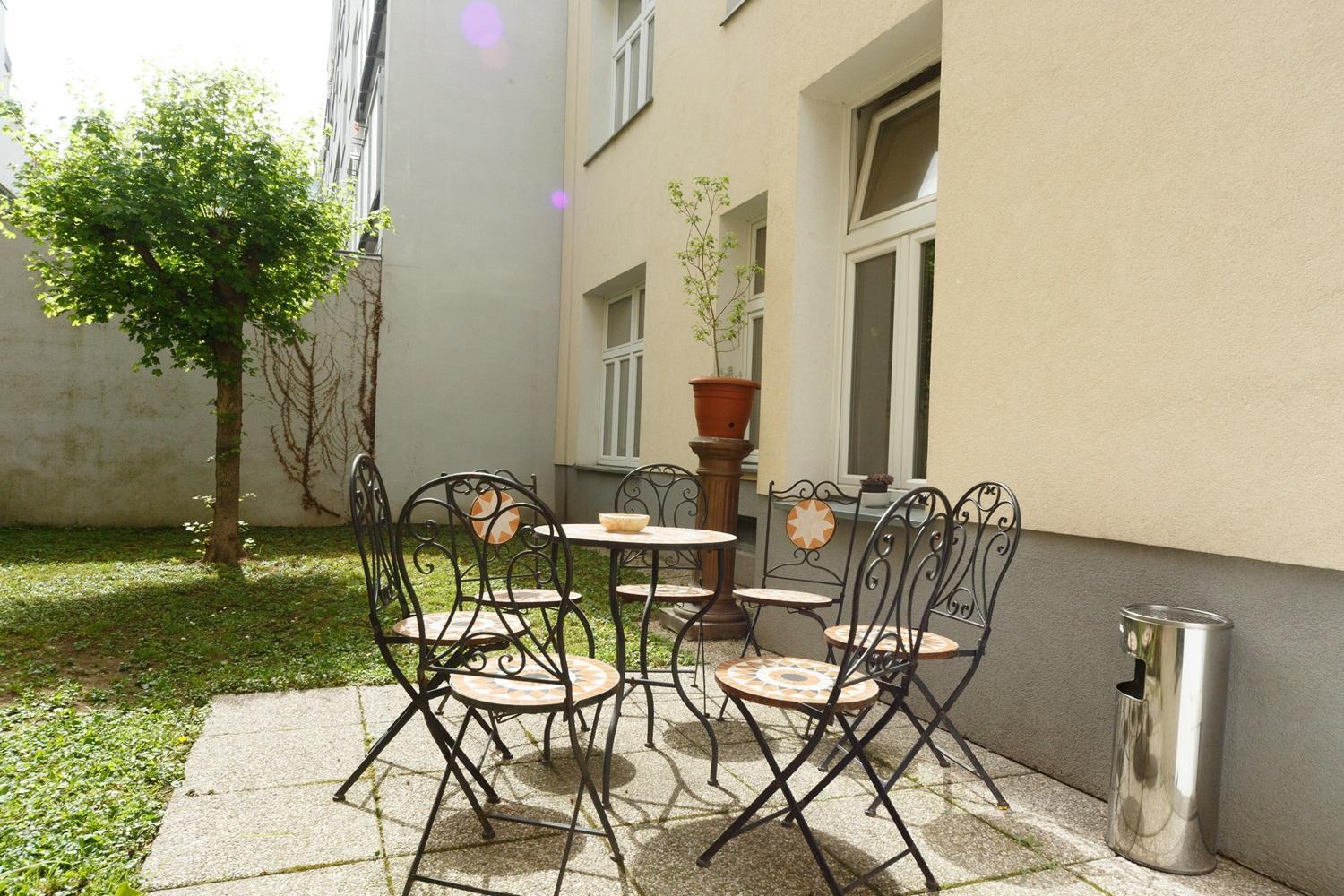 Apartments In Vienna Near Schoenbrunn & Westbahnhof - Keyless Check-In Εξωτερικό φωτογραφία